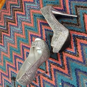 Silver stilletto deb